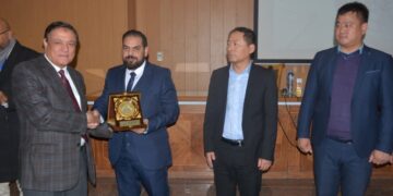 لقاء تعريفى لطلاب الفرقة الرابعة والثالثة بقسم اللغة الصينية بألسن عين شمس