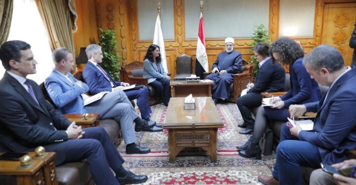 *وكيل الأزهر: الأزهر يقف مع المستضعفين ولو تخلى عنهم العالم كله والفلسطينيون هم أصحاب الحق والأرض