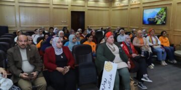“صحتك تهمنا” ندوة بكلية صيدلة عين شمس بالتعاون مع وحدة دعم المرأة ومناهضة العنف ونادي روتاري كايرو بلاتينيوم وروتاري التحرير