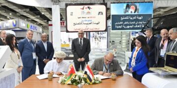 الهيئة العربية للتصنيع توقع عقدا للتعاون مع شركة زيد العالمية العمانية
