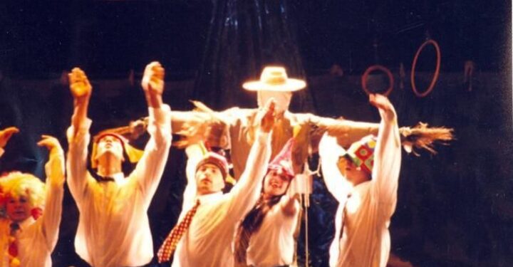 30 عام رقص حديث : كى لا تتبخر الارض بمناسبة مرور ثلاثة عقود على تاسيس الرقص الحديث