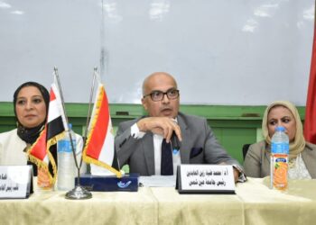 ندوة للتعريف بمؤسسة حياة كريمة وأهمية التطوع بجامعة عين شمس