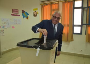 رئيس الهيئة العربية للتصنيع يدلي بصوته في الإنتخابات الرئاسية