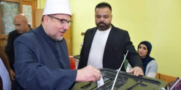 وزير الاوقاف يدلي بصوته في الانتخابات الرئاسية