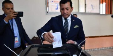 وزير الشباب والرياضه يدلي بصوته في الانتخابات الرئاسية