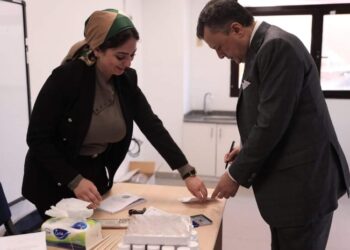 وزير السياحة والآثار يدلى بصوته فى الانتخابات الرئاسية