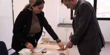 وزير السياحة والآثار يدلى بصوته فى الانتخابات الرئاسية