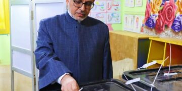 رئيس جامعة الأزهر يدلي بصوته في الانتخابات الرئاسية ويؤكد : المشاركة واجب الوقت