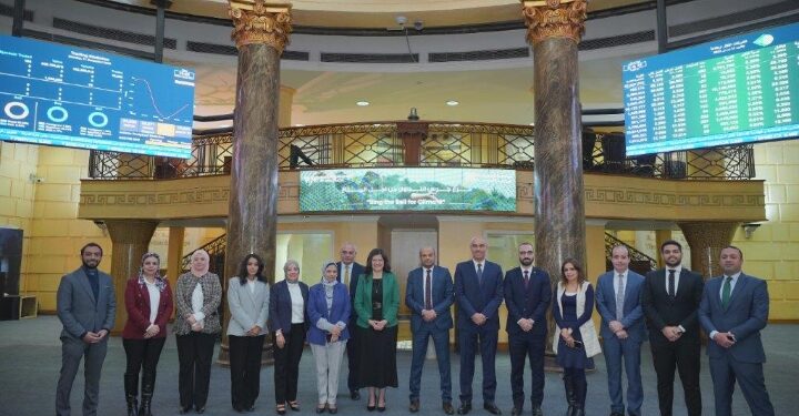 البورصة المصرية تقرع الجرس بشأن تغير المناخ