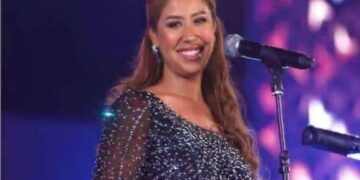 القومية تغنى لام كلثوم بأوبرا الاسكندرية