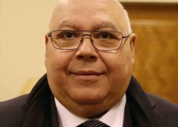 وزيرة الثقافة‏ تُقدم واجب العزاء للدكتورة إيناس عبد الدايم في رحيل زوجها