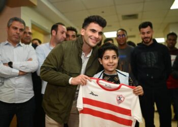 بالصور … نجوم نادي الزمالك في زيارة لمستشفى الناس وإشادة بدور مؤسسة الجود في إطلاق مساعدات إنسانية إلى غزة