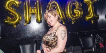 المنتجة الرائعة شاجي العجمي تحتفل بعيد ميلادها رفقة عدد من أصدقائها و محبيها