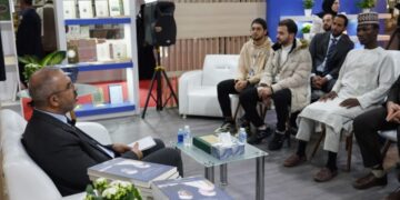 “مسيرة الأخوة الإنسانية” في ندوة لجناح مجلس حكماء المسلمين بمعرض إسطنبول للكتاب العربي