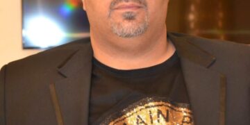 دعوة رجل الأعمال وصناعة الحديد والمعادن المهندس أسامة محمد الهواري