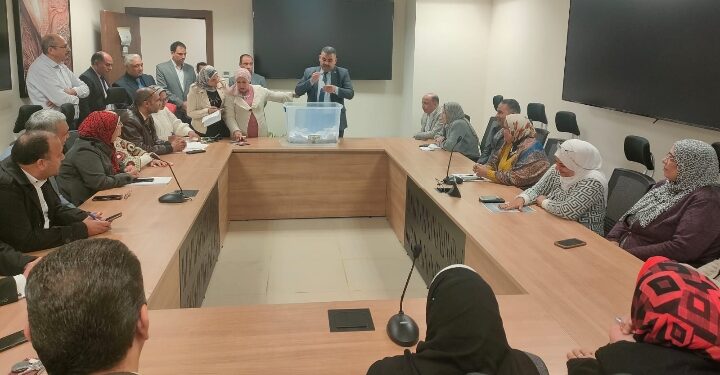 برعاية وزير التعليم العالي والبحث العلمي إعلان فوز 10 من أعضاء هيئة التدريس بالقرعة الاستكمالية لموسم الحج لعام 2024م