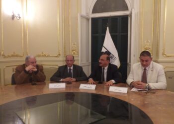 ندوة ” الهوية الوطنية المصرية وصراع التواصل الاجتماعى” بمكتبة القاهره الكبرى بالزمالك