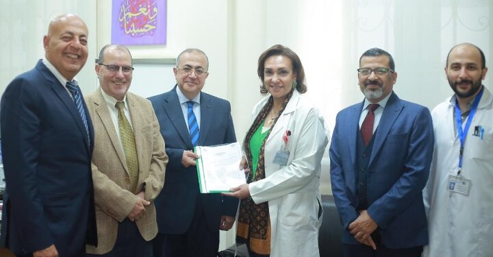 التعليم العالي والبحث العلمي : معهد تيودور بلهارس للأبحاث ومركز أورام السلام يوقعان بروتوكول تعاون طبي مُشترك
