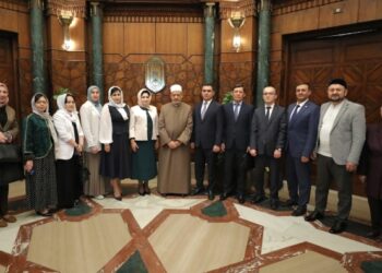 شيخ الأزهر يستقبل وفدًا أوزباكستانيًّا لمناقشة قضايا المرأة والأسرة في الإسلام