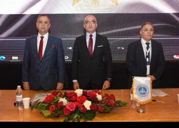 افتتاح المؤتمر الدولي السادس عشر للهندسة الإنشائية والچيوتقنية بهندسة عين شمس