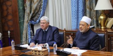 شيخ الأزهر يستقبل وزير التعليم العالي ويناقشان سبل تعزيز التعاون والتكامل بين التعليم العالي وجامعة الأزهر