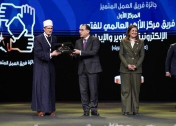 «الأزهر العالمي للفتوى الإلكترونية» في 2023م .. جهود دؤوبة وحضور مكثف لنشر الوعي وتصحيح المفاهيم