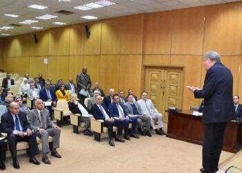 وزير التموين  : تشكيل لجنة عليا بالوزارة ولجان رئيسية بكل مديرية تموينية على مستوى كافة المحافظات