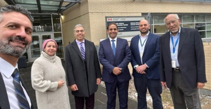 رئيس قطاع الشئون الثقافية والبعثات يزور المجلس القومي للبحوث في كندا ويلتقي بمجموعة من الباحثين المصريين بالمركز