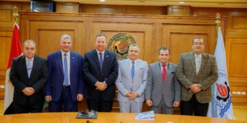 برعاية وزير التعليم العالي والبحث العلمي توقيع مذكرة تفاهم بين جامعتي السويس والمنصورة الجديدة