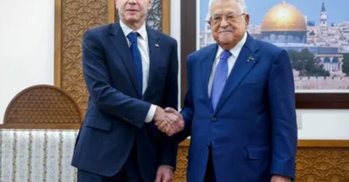 قريبا ستدخل 400 شاحنة لغزة يوميا