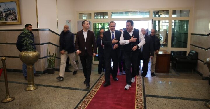 عاجل .. محافظ كفرالشيخ يستقبل وزير الصحة والسكان لتفقد عدد من المستشفيات والمنشآت الصحية بالمحافظة