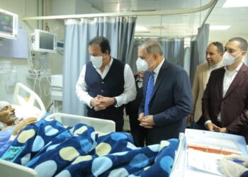 وزير الصحة ومحافظ كفرالشيخ يتفقدان مركز أبحاث الكبد والقلب والجهاز الهضمي بعاصمة المحافظة