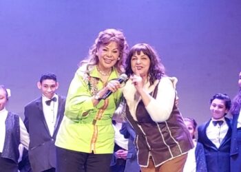 غناء صفاء أبو السعود ونادية مصطفى مع أبناء “الحفنى” يضيء مسرح معهد الموسيقى العربية