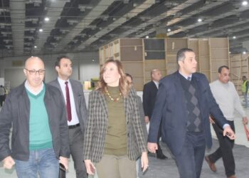 وزيرة الثقافة تتفقد تجهيزات معرض القاهرة الدُولي للكتاب وتوجه بتسهيل المسارات الخاصة بكبار السن وذوي القدرات الخاصة بكافة القاعات