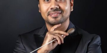 الهامات راجح داوود الموسيقية  بالأوبرا  اوركسترا اوبرا القاهرة يعزف مؤلفات راجح داوود على المسرح الكبير