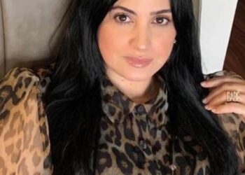 قصيدة رجلية من ديوان ( نقطة تحول)