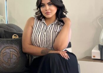 لموديل ندى إبراهيم تتألق بعروض مذهلة في المملكة السعودية