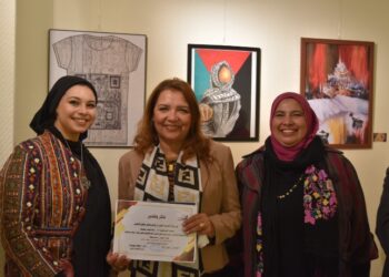 50 عمل فني في ملتقي عيون الدولي السابع للفنون التشكيلية بعنوان” لحظة