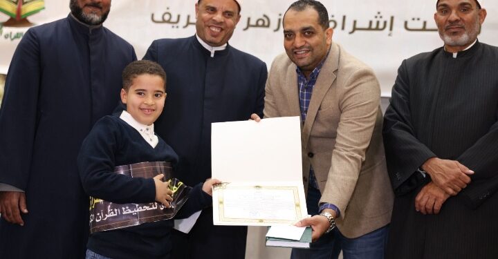 النائب محمد سعيد الدابى يشارك في حفل دار الندى لتكريم الحافظين والحافظات للقرآن الكريم