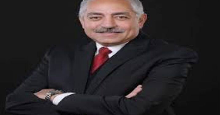 الإعلامي محمود الهندي ينعي العامري فاروق وزير الرياضة الأسبق ونائب رئيس النادي الأهلي