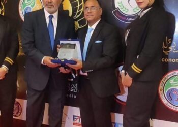 المستشار الاقتصادي خالد إسماعيل علامة فارقة في عالم الاقتصاد وإدارة الأعمال