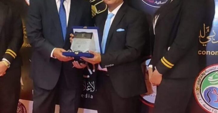 المستشار الاقتصادي خالد إسماعيل علامة فارقة في عالم الاقتصاد وإدارة الأعمال