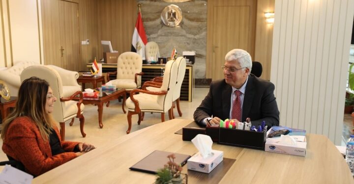 وزير التعليم العالي يناقش دعم التعاون مع المجلس القومي للأشخاص ذوى الإعاقة