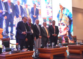 رئيس مؤتمر «أورام أسيوط» يحذر: الصداع أحد دلالات الإصابة بـ«سرطان المخ»