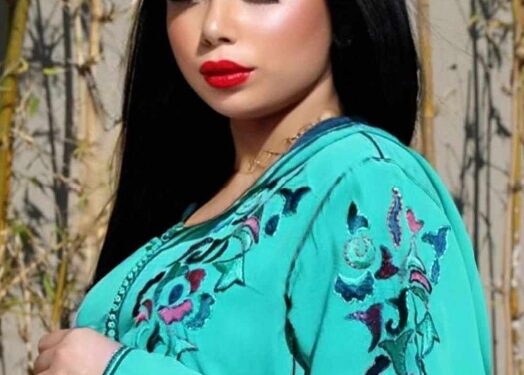 زينب السهبي ملكة الجمال و سفيرة القفطان 2024المغربي تتألق بإطلالة تخطف الأنظار