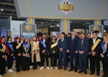 وزير التعليم العالي يتابع جهود الجامعات المشاركة بمعرض القاهرة الدولي للكتاب