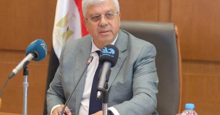 وزير التعليم العالي يعلن صدور قرار جمهوري بتعيين عميد لكلية طب الأسنان جامعة الإسكندرية