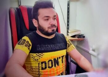 حسام الاحمد ( حسام رسلان )  خبير نظم أمن معلوماتية للفيسبوك