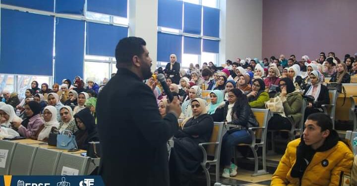 إنطلاق فعاليات المؤتمر العلمي للصيادلة في مصر ” خطوة علي الطريق ” في نسخته السادسة عشر بكلية صيدلة جامعة الأهرام الكندية