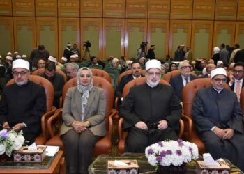 توصيات المؤتمر الدولي الحادي عشر لمركزِ الدِّراساتِ البرديَّةِ والنُّقوشِ بكلِّيَّة الآثارِ جامعة عين شمس «علومِ الآثار والفلكِ في الحضاراتِ الإنسانيَّةِ»